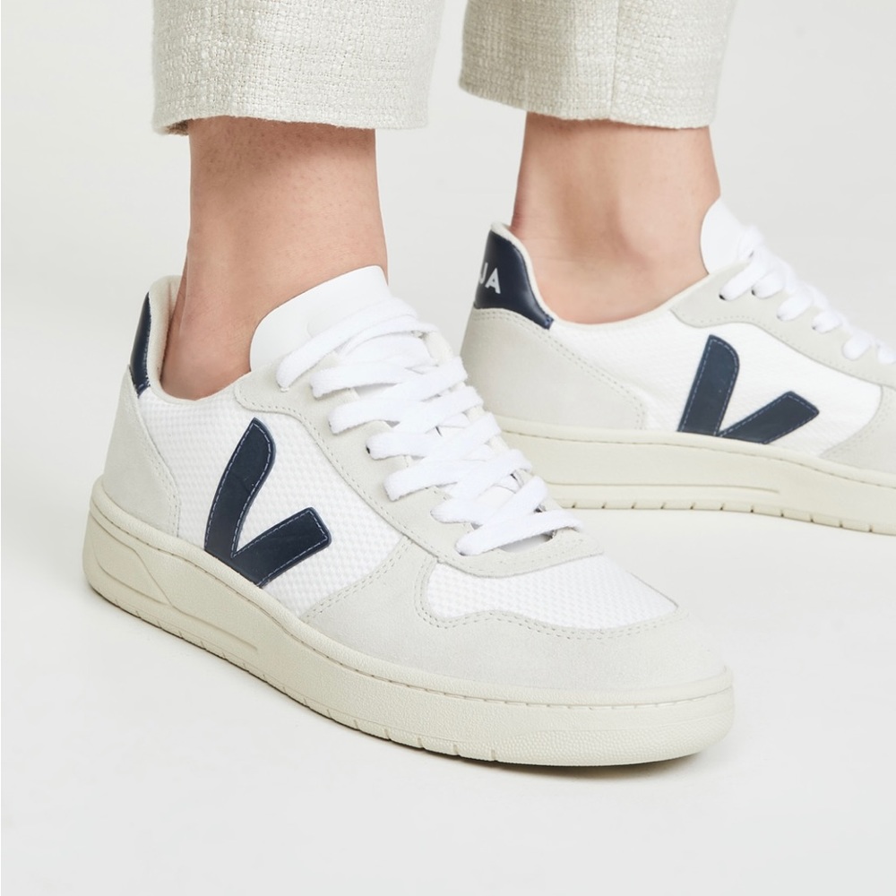 VEJA V-10 B-MESH WHITE NAUTICO size 38